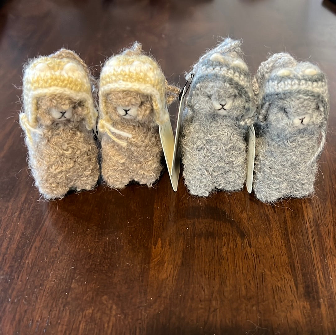 Mini Alpaca Ornament - Needle